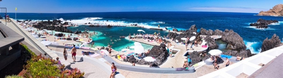 Madeira - Porto Moniz - 03 - Piscinas naturales (José Manuel García)  [flickr.com]  CC BY-SA 
Infos zur Lizenz unter 'Bildquellennachweis'